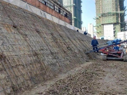 泰山建筑边坡支护
