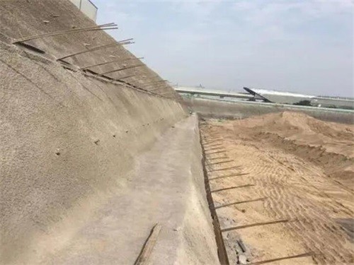 泰山河道边坡加固
